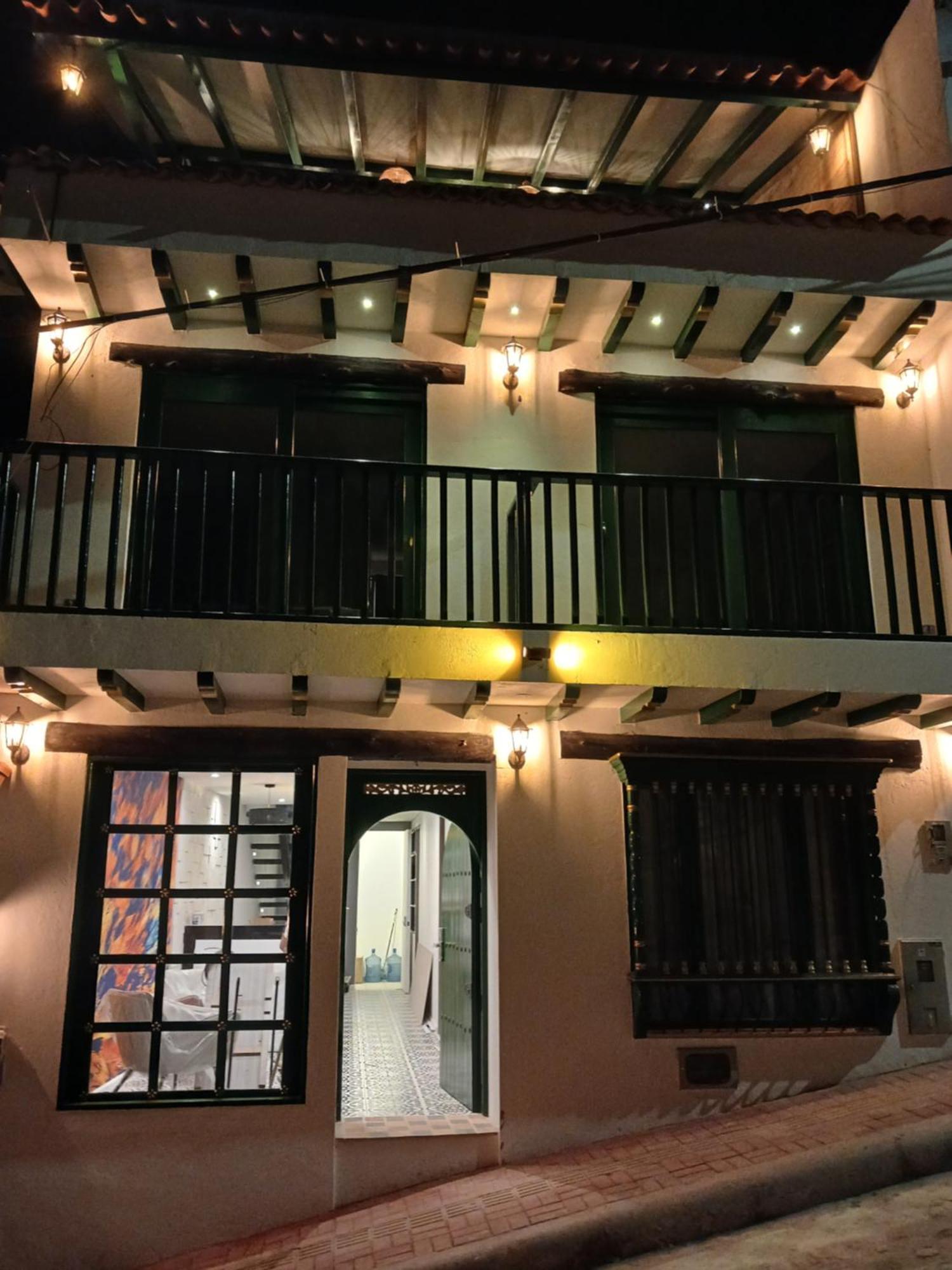 Hotel Santino Jenesano Екстериор снимка